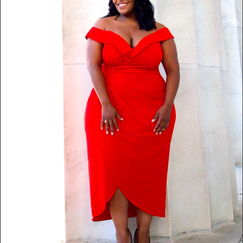 City Chic “Sweet Love” Tulip Hem Off-the-Shoulder Dress| Size 18W